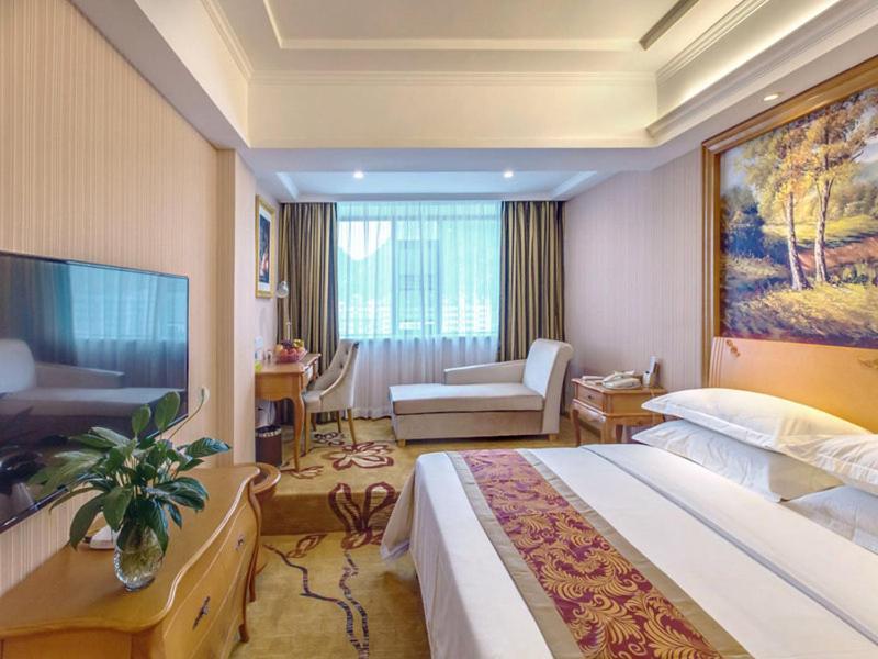Vienna Hotel Guilin Airport Road Rongshan Екстериор снимка