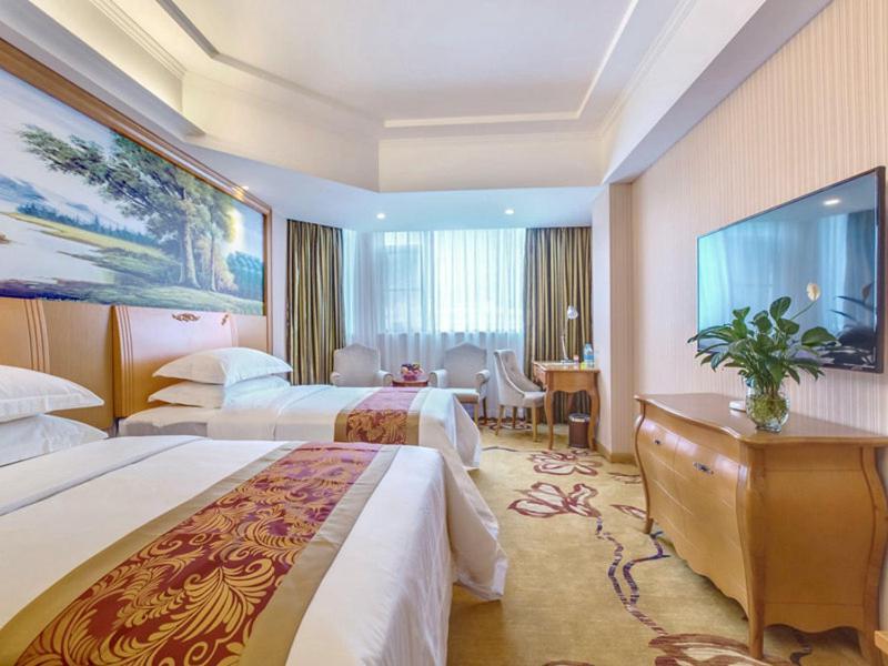 Vienna Hotel Guilin Airport Road Rongshan Екстериор снимка