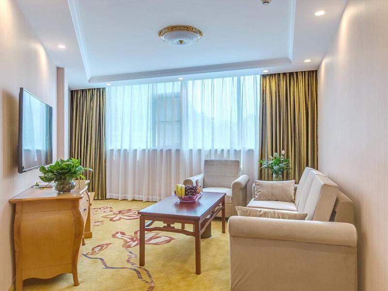 Vienna Hotel Guilin Airport Road Rongshan Екстериор снимка